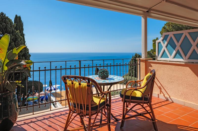 Junior Suite Premium Terrace image 3
