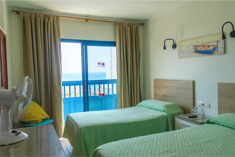 Double or Twin Room with Shared Bathroom image 1