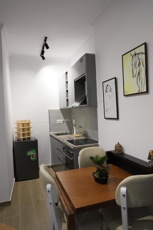 Noel City Centre Apartment - image 14
