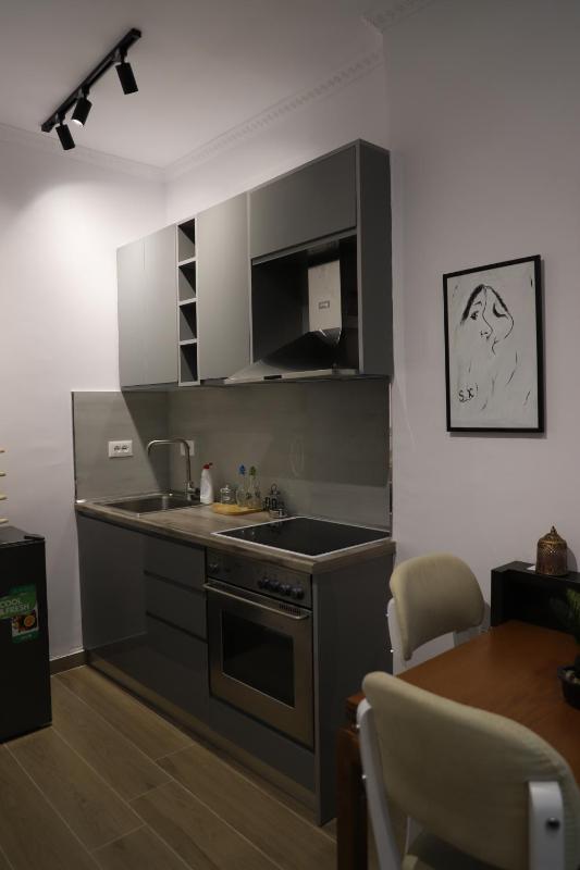 Noel City Centre Apartment - image 9