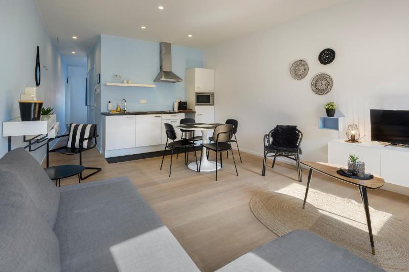 R73 Apartments by Domani Hotels - image 7
