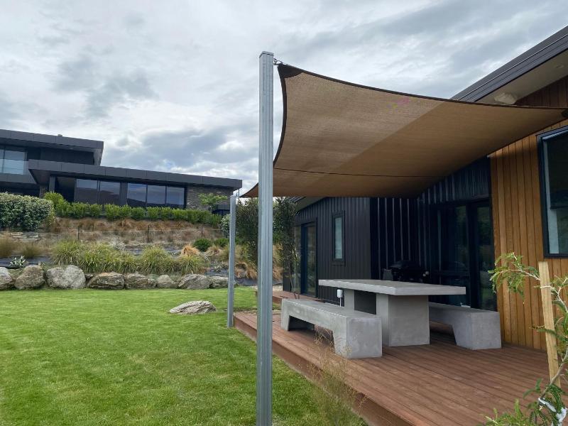 Karearea Views - Wanaka Holiday Home - image 14