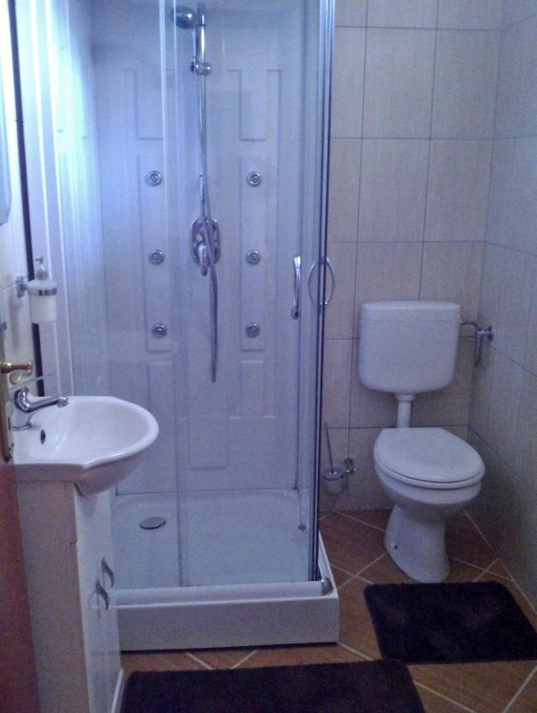 Studio Apartment image 2