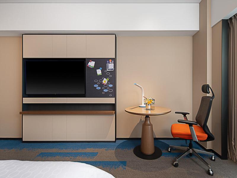 Hampton by Hilton Guangzhou Railway Station - image 2