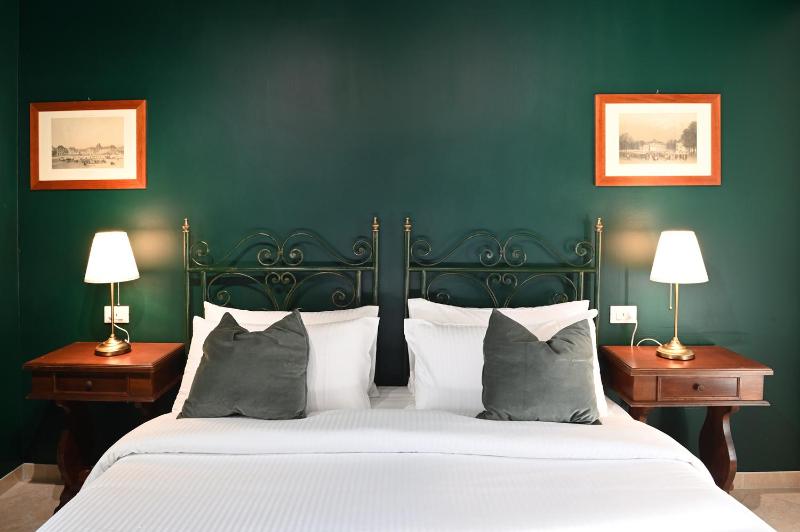 Superior Double or Twin Room with Mountain View image 1