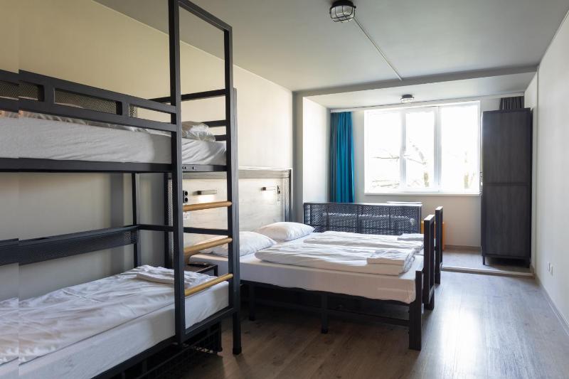 Quadruple Room image 1