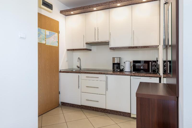 Comfy Apartments with Balcony Turystyczna Międzyzdroje by Noclegi Renters - image 32