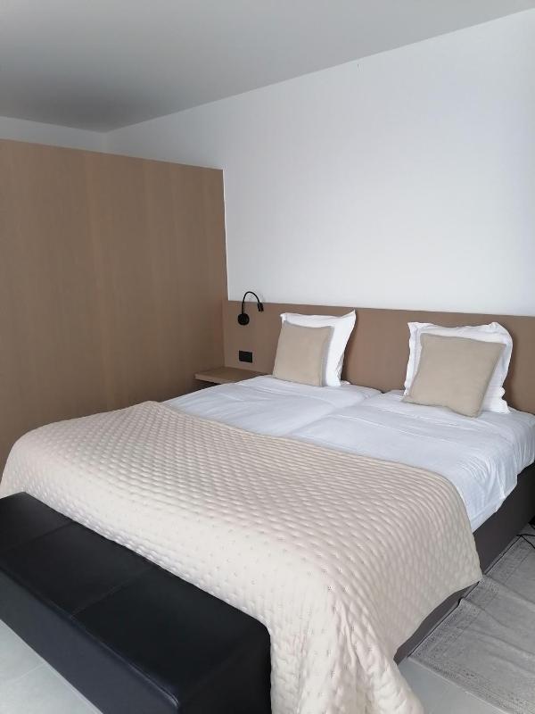 Superior Triple Room image 1