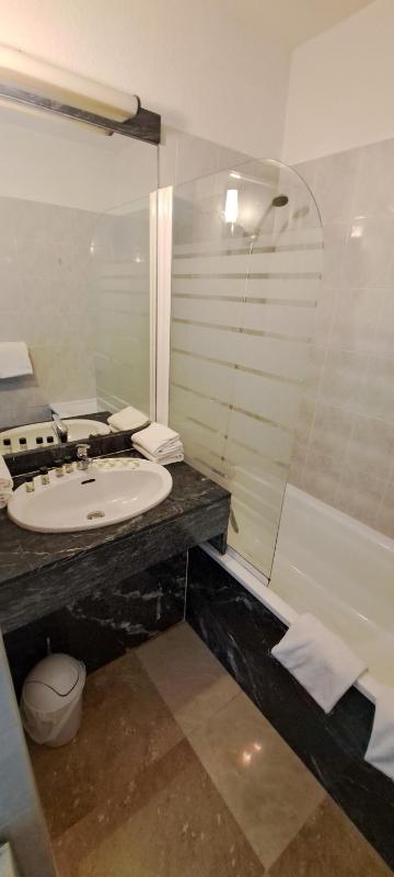 Two-room Apartment  (4 Adults+2 Children) image 3