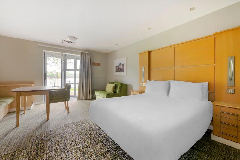 Studio Apartment image 1