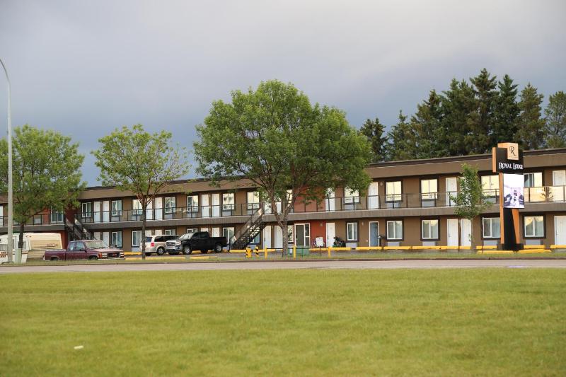Royal Lodge - image 32