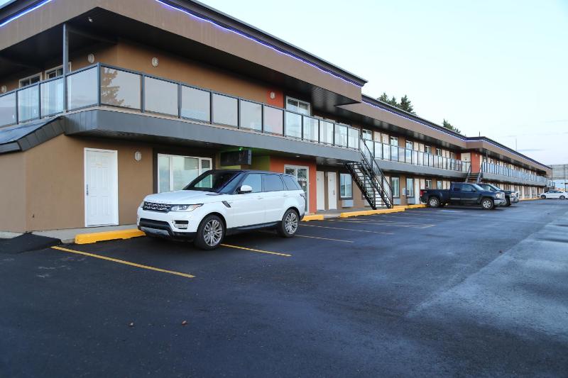Royal Lodge - image 28