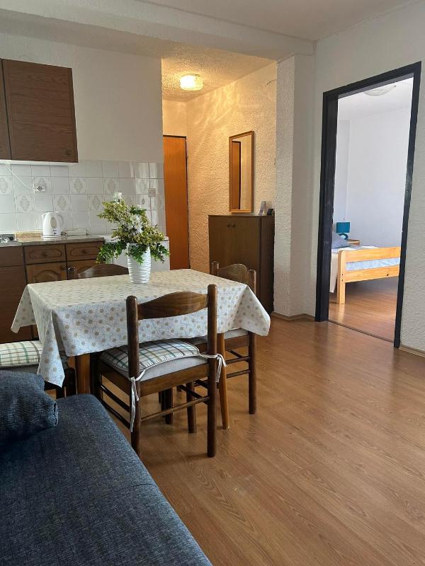 Apartmani Rina - image 7
