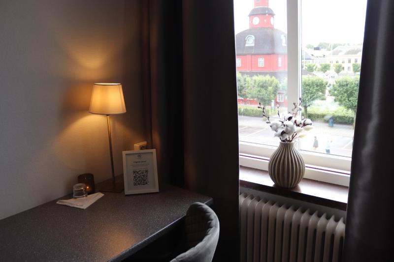 Standard Single Room image 4