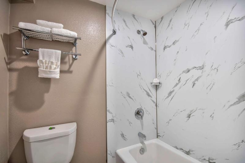 Two-Bedroom Suite - Non-Smoking image 2