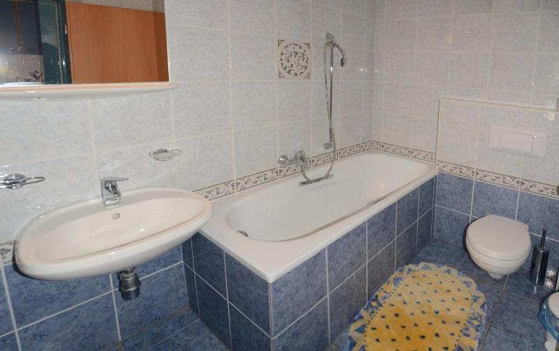 Apartment image 2