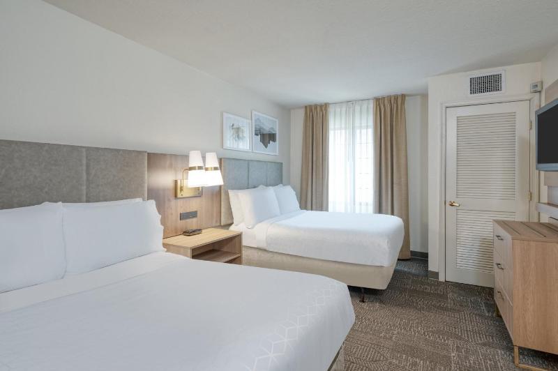 Two-Bedroom Suite - Non-Smoking image 4