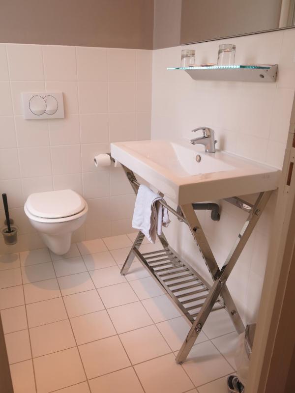 Superior Double Room image 4