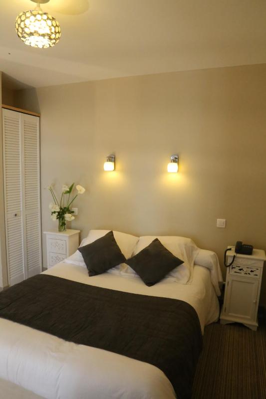 Superior Double Room image 2