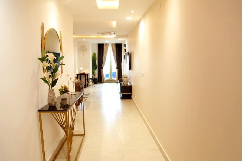 Apartment with Balcony image 4