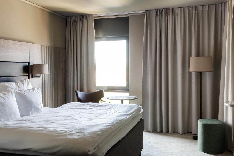 Standard Double Room image 4