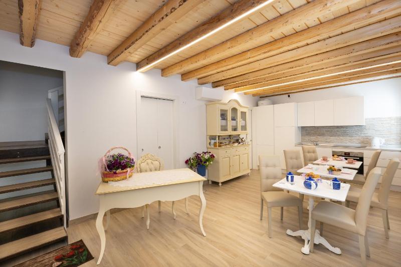 B&B LUXURY SUITE ANTONIETTA - image 13