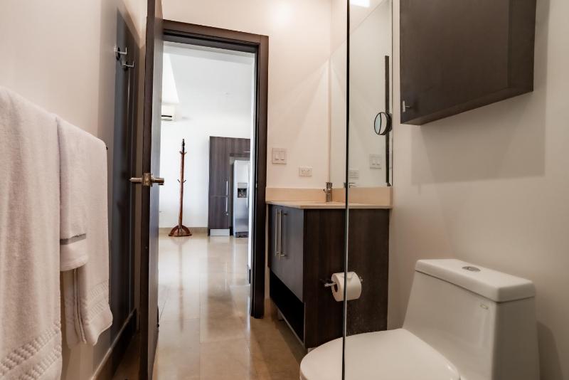 Adults Only 1BR Condo - Roble Sabana - Reserva Conchal Golf Resort - image 2
