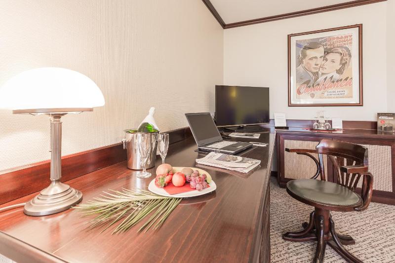 Superior Room image 3