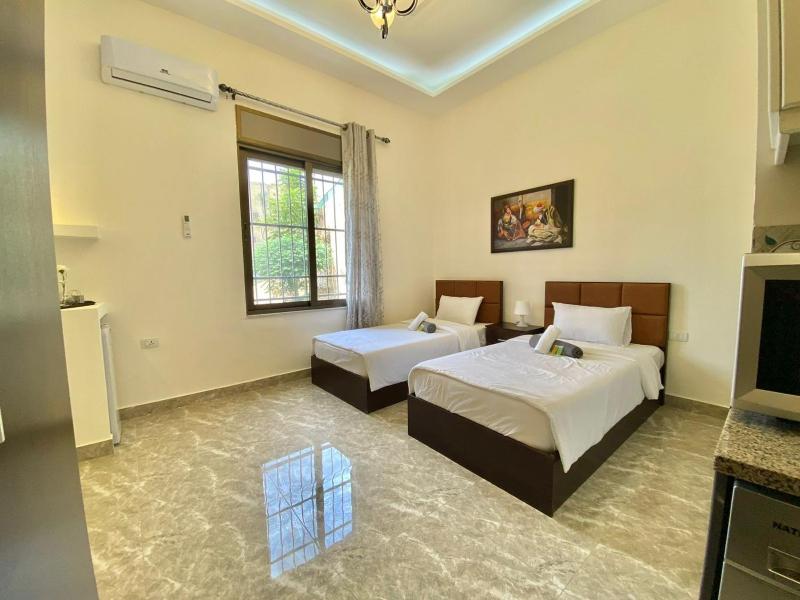 Villa Mira Guesthouse 1 - Downtown Central Amman - AL DIYRIH - image 13