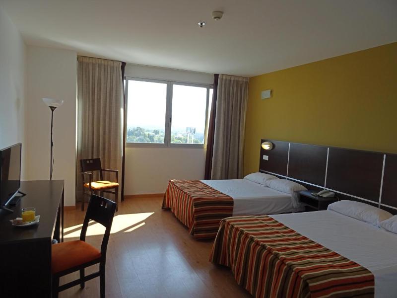 Double or Twin Room (2 Adults) image 4