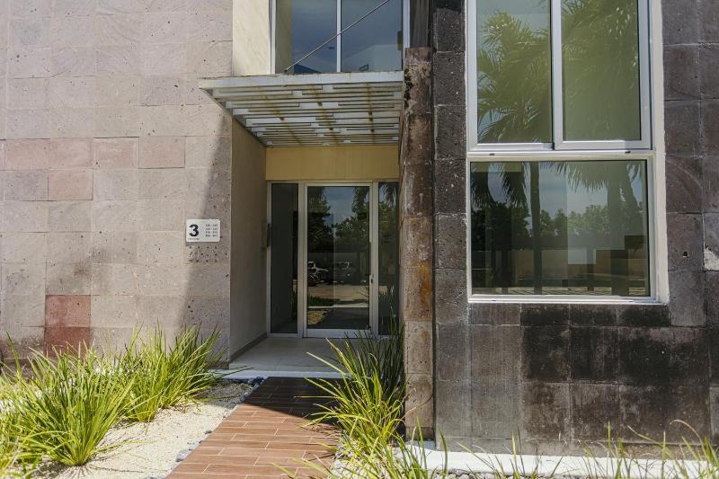 NEW !! Casa Miramar Ocean View 325 S apts - image 48