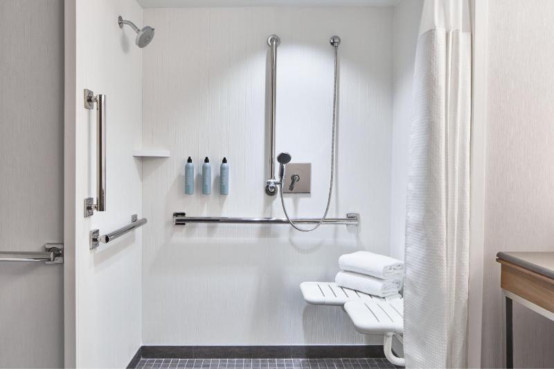Courtyard by Marriott Detroit Downtown - image 32