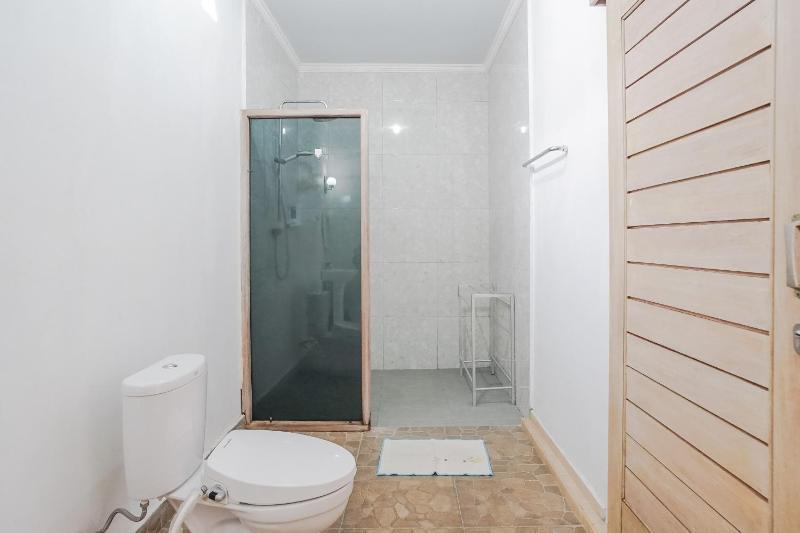 Karan Homestay Canggu - image 15