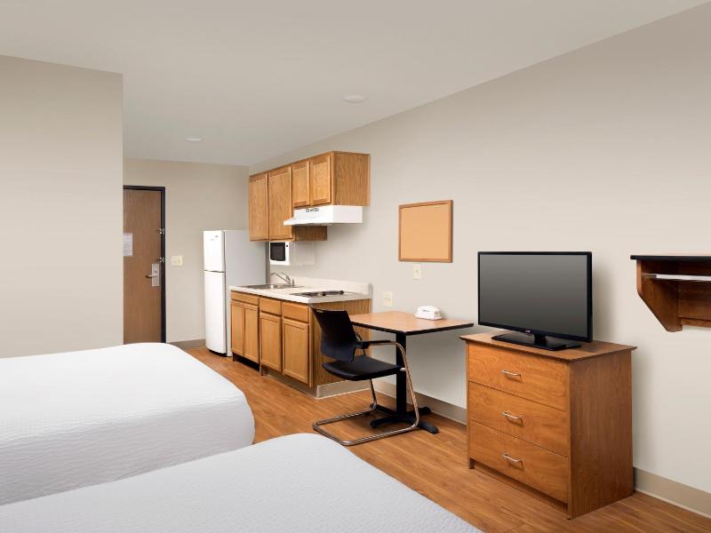 Double Room with Two Double Beds - Non-Smoking image 4