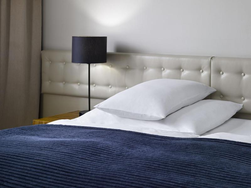 Deluxe Double Room image 4