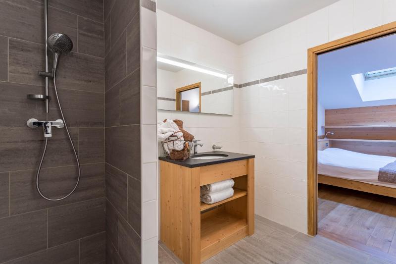 Three-Bedroom Duplex Apartment (6-8 Persons) image 2