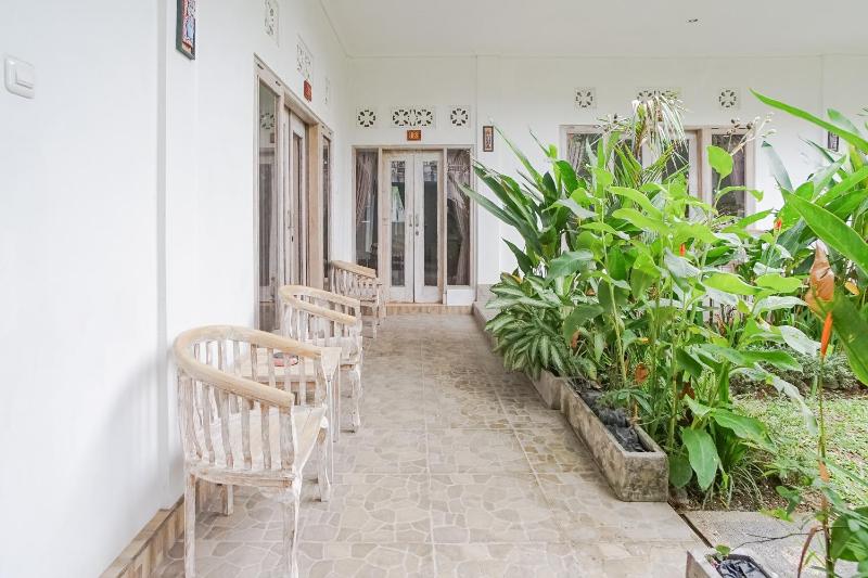 Karan Homestay Canggu - image 22