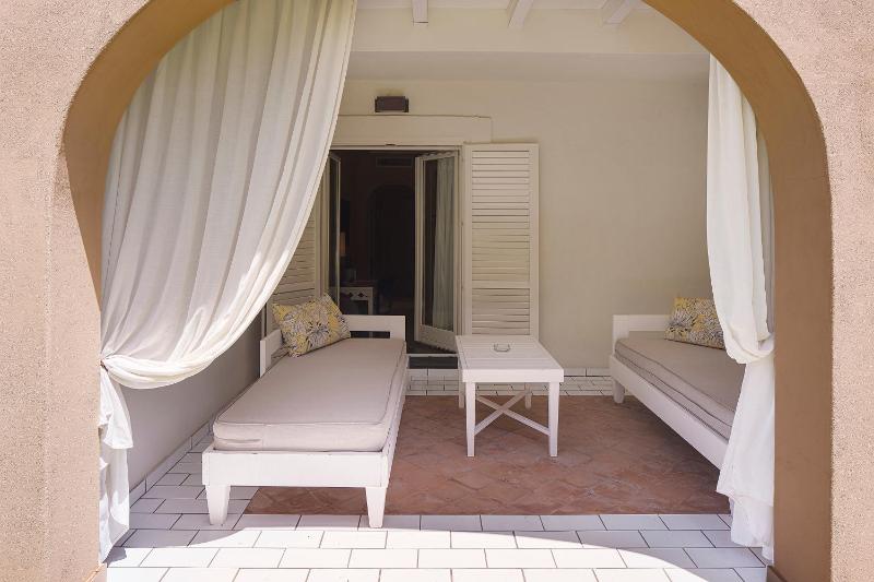 Superior Double or Twin Room with Terrace Garden View image 4