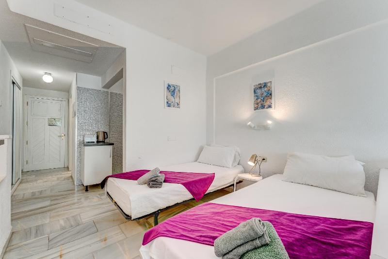 Graceful brand new studios in Altamira - image 7