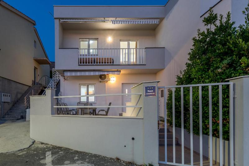 Family friendly house with a swimming pool Podstrana Split - 21718 - image 30