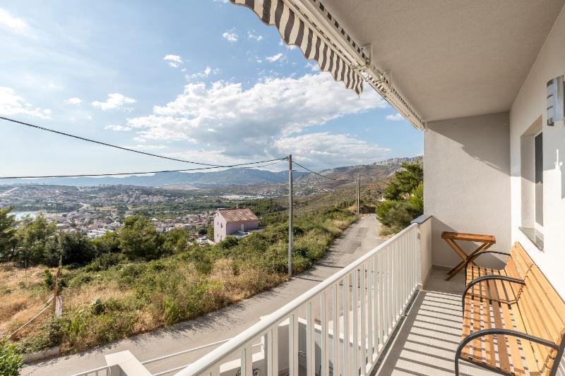 Family friendly house with a swimming pool Podstrana Split - 21718 - image 7