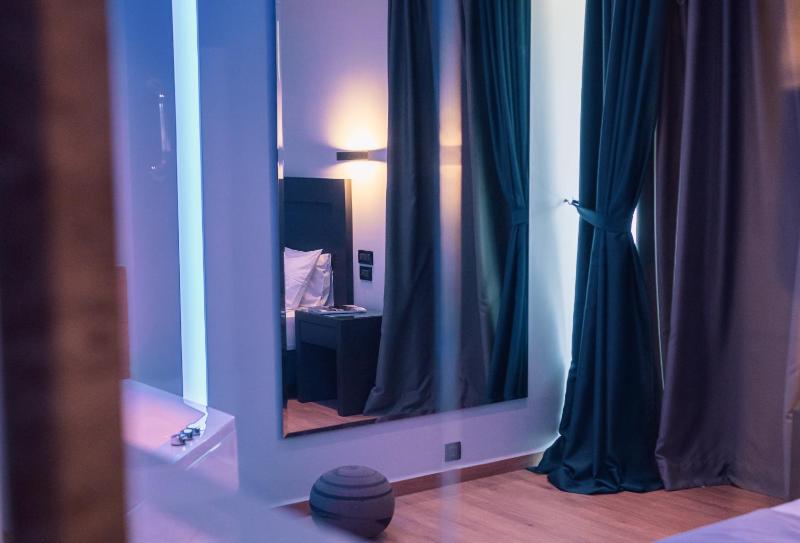 Suite with Sauna image 3