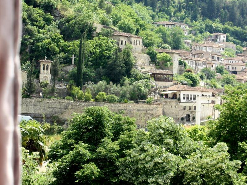 Magda Studio in Berat Center - image 10