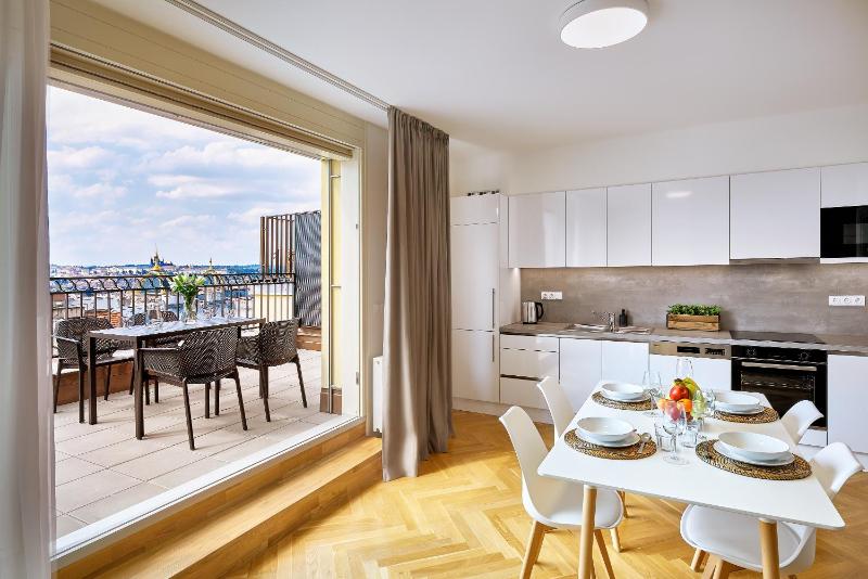 DownTown Suites Rubesova - image 12