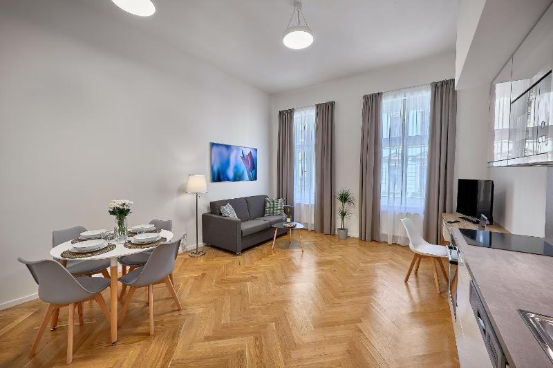 DownTown Suites Rubesova - image 14