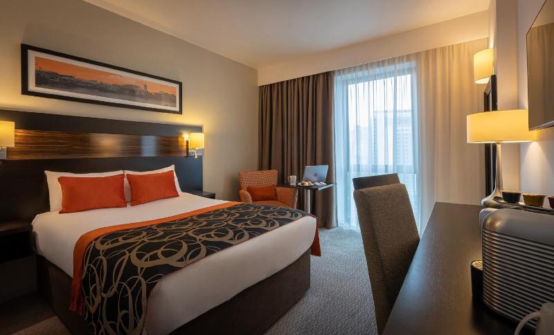 Executive Double Room image 1