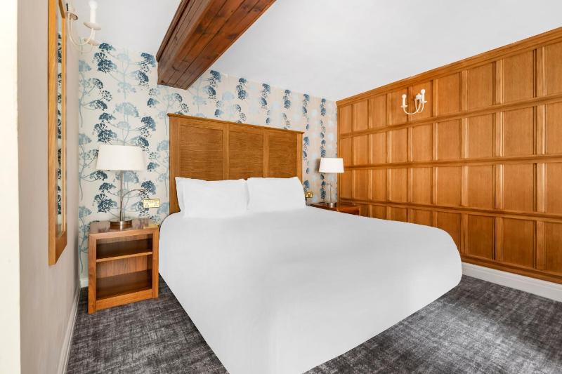 Studio Apartment image 1