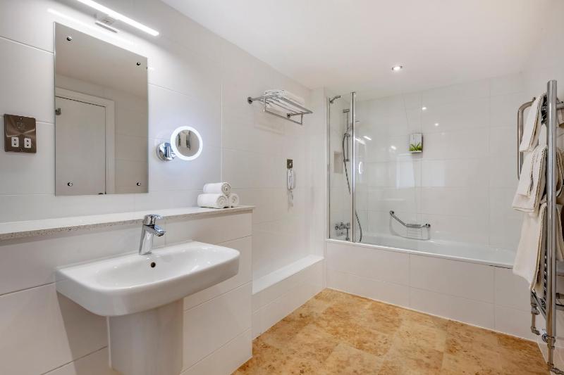 Two-Bedroom Apartment image 3