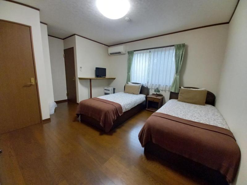 Hakuba Powder Lodge Taketombo - image 17