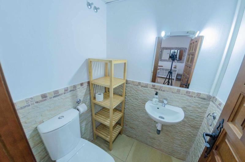 Tarifa Beach Rentals Aljara - image 38